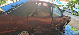 Vand  daewoo espero imnatriculat primul prpietar de nou 98000 km reali AVARIAT - imagine 9