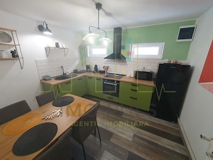 Casa + 5 apartamente + spatiu de inchiriat + parcari. Pretabil locuit + afacere - imagine 10