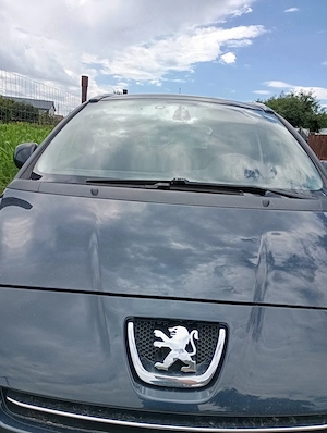 Peugeot 5008 automat  - imagine 2