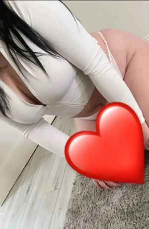  Alina matură 37 de ani servicii totale brunetă cu forme 