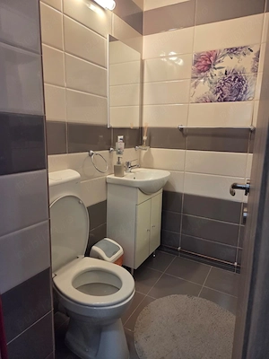 Apartament 3 camere, 2 balcoane, 2 bai, zona 1 Mai, Ramnicu Valcea - imagine 10