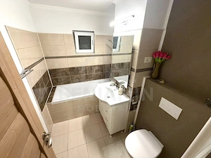 Apartament 3 camere si 2 bai Rovine decomandat 67mp  an1985 - imagine 5