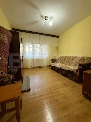 Apartament 2 camere, decomandat, zona Racadau - imagine 4