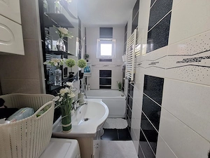 Apartament 3 camere - renovat complet - mobilat si utilat - Spitalul Judetean - imagine 9