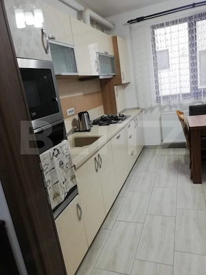 Apartament cu 2 camere, 50 mp + 4 mp balcon, zona Giroc - imagine 5