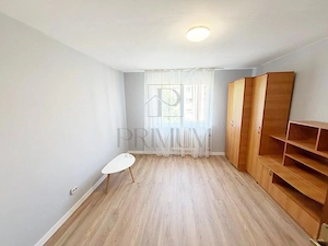 BUZIASULUI - 1CAMERA - RENOVATA - ETAJ INTERMEDIAR - PRETABIL INVESTITII - imagine 2