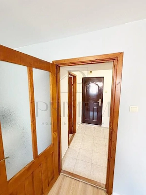 BUZIASULUI - 1CAMERA - RENOVATA - ETAJ INTERMEDIAR - PRETABIL INVESTITII - imagine 5