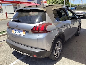 Peugeot   2008 1.2 PureTech Allure - imagine 2