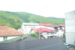 Sinaia-Vanzare apartament cu trei  camere- mobilat si utilat - imagine 7