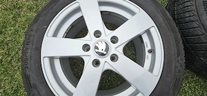 Set jante aliaj plus anvelope iarnă Barum Polaris 5, 205/55/R16, Skoda