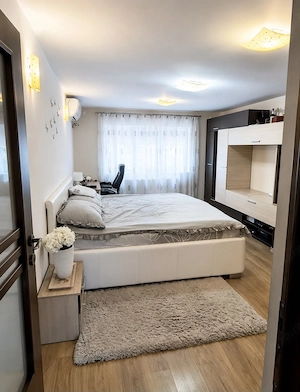2 camere Torontalului - Mobilat/Utilat - Bucatarie separata - imagine 4