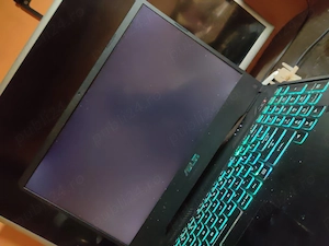 Vând laptop asus tuf gaming fx 505 dt 