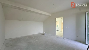 Casa individuala de vanzare, 8 camere + 4 bai - Mosnita Veche - imagine 13