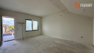 Casa individuala de vanzare, 8 camere + 4 bai - Mosnita Veche - imagine 12