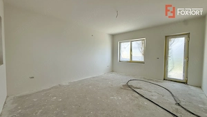 Casa individuala de vanzare, 8 camere + 4 bai - Mosnita Veche - imagine 3