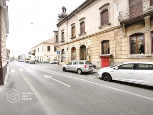Spatiu langa Piata Catedralei, intrare din strada, str. Vasile Goldis - imagine 6