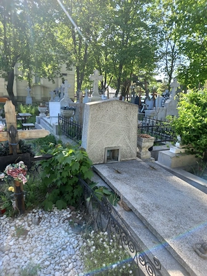 Vând loc de veci, 2 cripte, Iasi, cimitir Sf Petru și Pavel - imagine 3