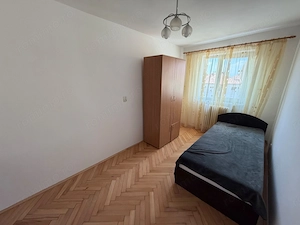 Apartament 3 camere de inchiriat, etaj 5 - zona Cetate - imagine 6