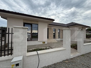 Casă de vânzare zona Micesti - imagine 2