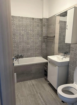 Ap cu 2 cam, terasa, aer condiționat, centrală proprie, loc parcare - imagine 4