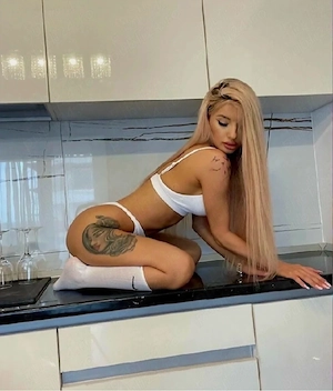 Simona placere si discretie 