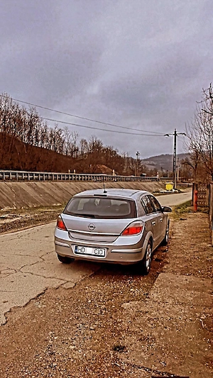 Opel Astra H 1.7 CDTI  - imagine 4