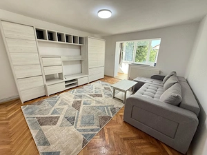 Apartament 3 camere decomandate de închiriat | Complexul Studențesc | Etaj 1 
