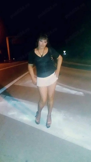 New top transexuala moregzena prty show pe camera