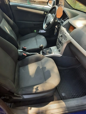 Vand Opel Astra H - imagine 3