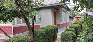 Vand casa in comuna Radovanu, sat Valea Popii, str. Bisericii, nr. 12, Jud. Calarasi.
