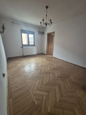 Vila reprezentativa10 camere| 542 MP | Activitati Comerciale | PIPERA  (langa Erou Iancu Nicolae) - imagine 5
