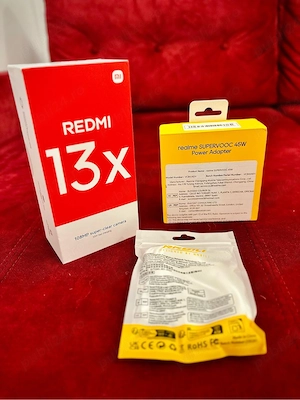 Redmi 13X - Gold | 8GB 256GB + slot hibrid 1TB | Model necomercializat în România |
