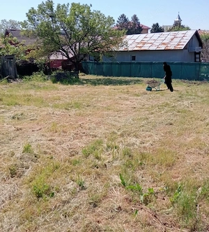 Vând teren intravilan in centru Pielesti Dolj 