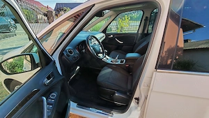 Ford Galaxy "Ghia" 2.0 TDCI 140 cp automat - imagine 9