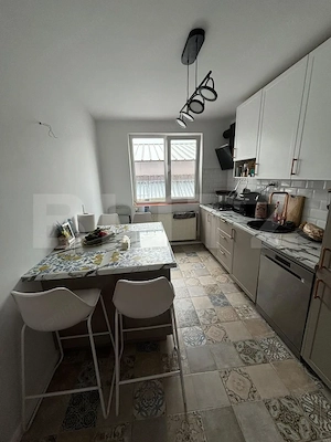 Casă P+1+M, 490 mp, teren 2.714 mp, zona Pucioasa - imagine 8