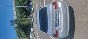 BMW  E90  320d  - imagine 4