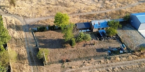De vanzare proprietate Podari – 2 hale industriale + casa și spatiu recreativ - imagine 3