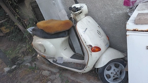 Scuter Vespa ET 2 pt reconditionare