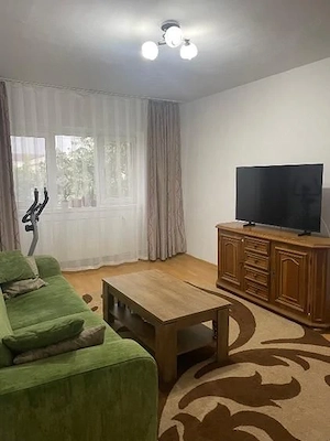 Girocului. Decomandat. Centrala proprie. Mobilat si utilat - imagine 3