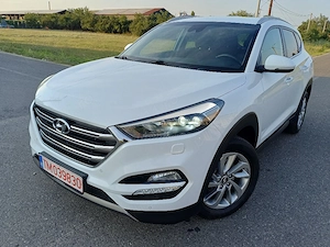 Hyundai Tucson-169000km-Keyless-Led-Navi-Euro6-