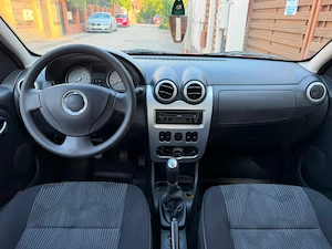 Dacia Sandero Model Laureat 2010 1.4 MPI 59.000KM Reali Un Singur Proprietar - imagine 6