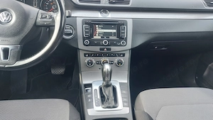 Volkswagen Passat B7   2.0 tdi  xenon   Automat   2012   Avariat - imagine 8