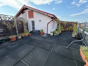 Apartament 3 camere cu scara interioara, zona Centru
