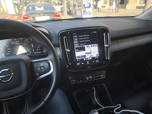 Volvo XC40 B4 AWD 2021 - imagine 3