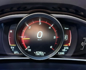 Volvo V40 Cross Country  - imagine 6