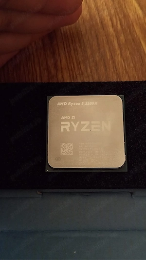 Procesor Ryzen 5 3500X + Placa Video Radeon RX 580 8GB
