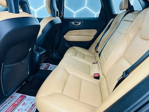 Volvo XC60 - imagine 15
