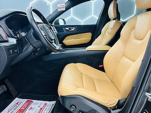 Volvo XC60 - imagine 11