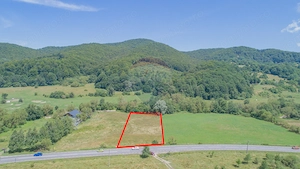 Teren de 4.000 mp cu deschidere la DN73A – Cheile Rasnoavei