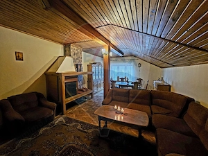 SINAIA- APARTAMENT DE VACANTA/ REZIDENTIAL- 3 camere in vila! - imagine 19